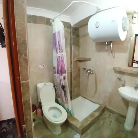 Gogo's Sea Side * Sarandë